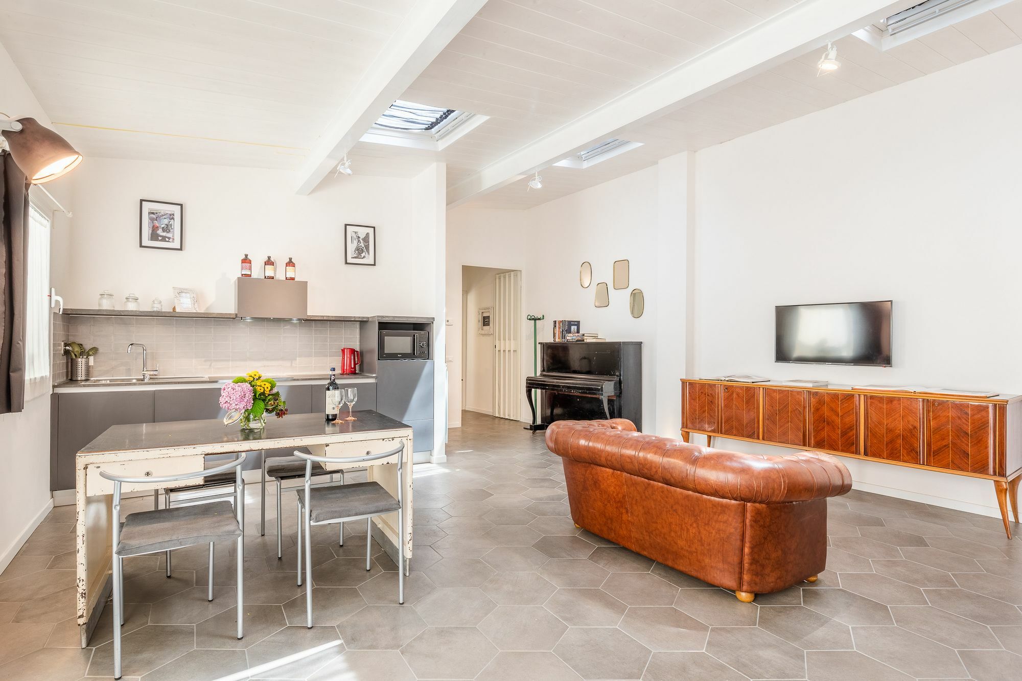 Beccaria Garden Apartment *